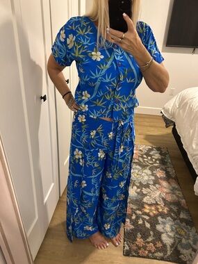 Y2K Barefoot Attitude 2-Piece Foral Set / Adjustable Sizing Small to Medium